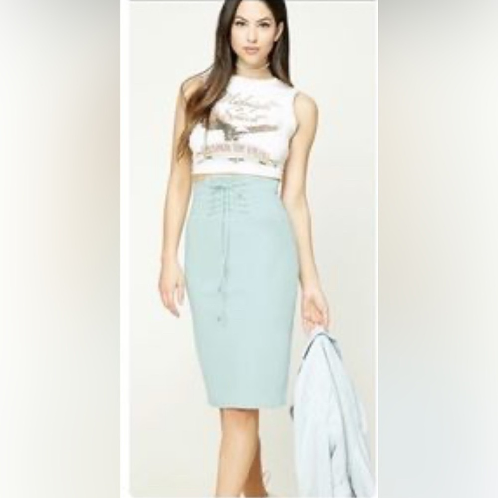 NWT Forever 21 women’s blue faux suede pencil skirt Size S
